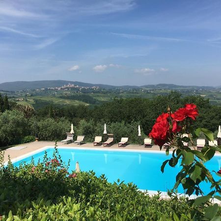 Adalberto San Gimignano Bagian luar foto