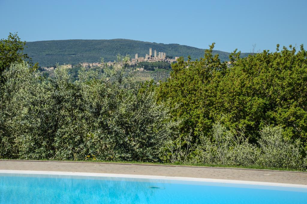 Adalberto San Gimignano Bagian luar foto